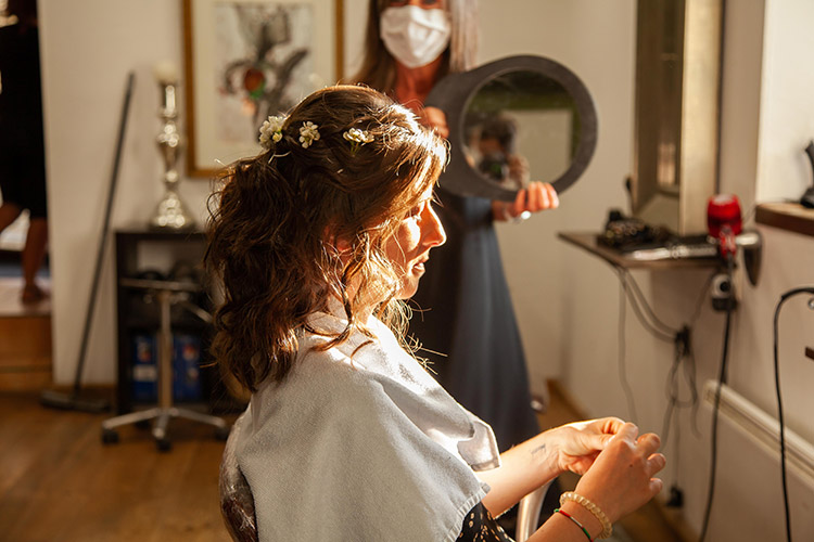 photo mariage préparatif coiffeur